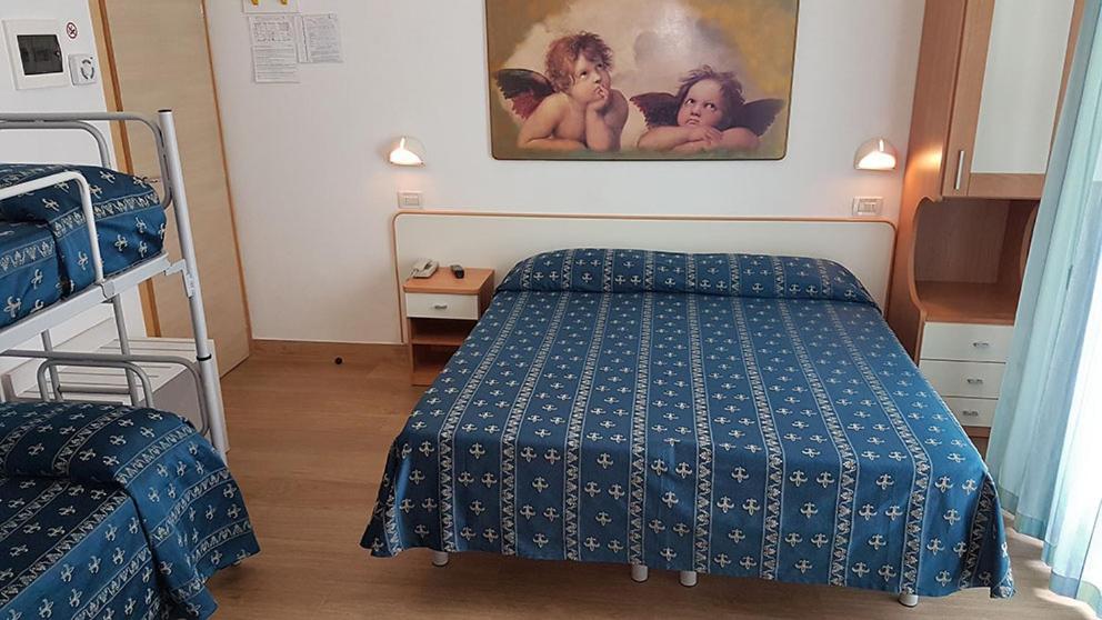 Hotel Sorriso - Molto Piu Di Una Stella Riccione Eksteriør bilde